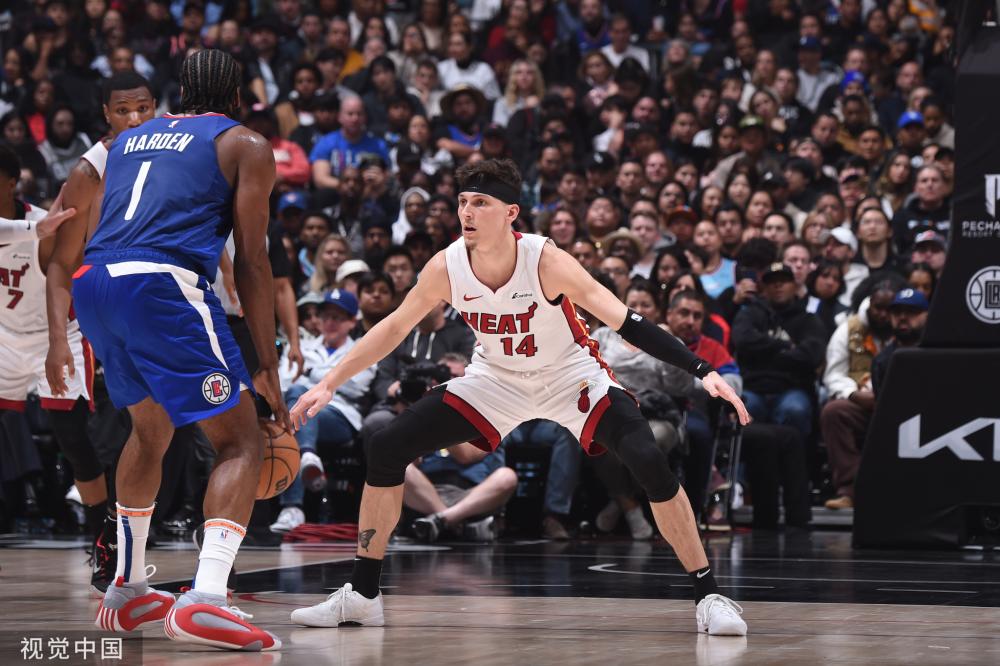 在现代足球 在现代足球