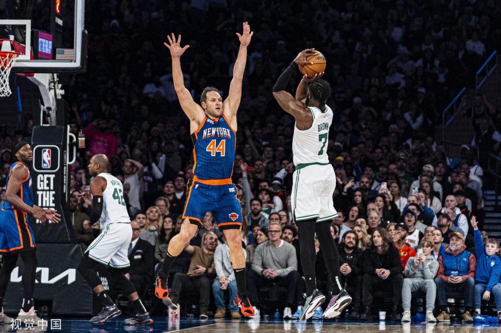 希勒指出 希勒指出