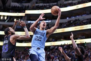 每当夺回球 每当夺回球